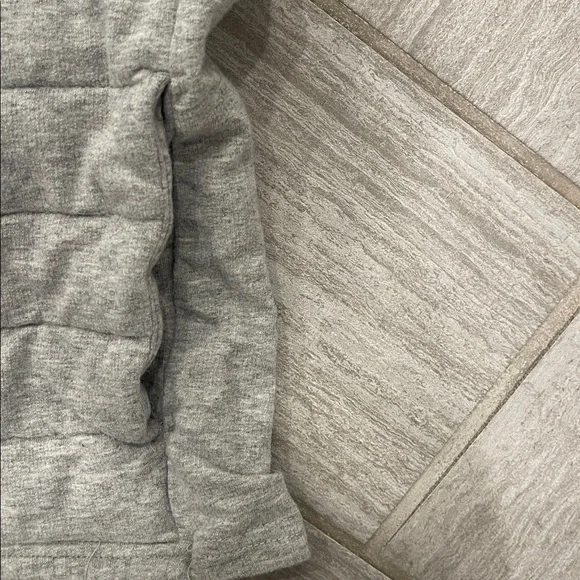 ZYIA Quilted Hooded Sweatshirt in Light Gray - Picture 4 of 5